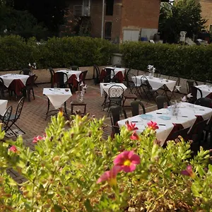 Emi 3*, Lippo Italien